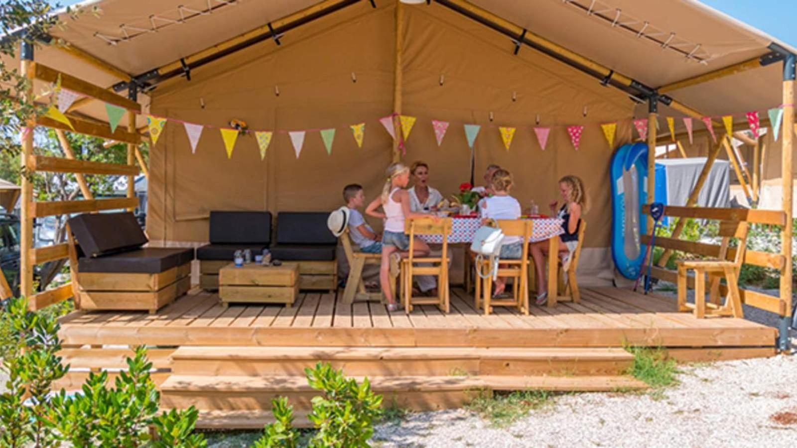 Eurocamp Tents At Campsite Val Saline Hotel Rovinj Exterior foto