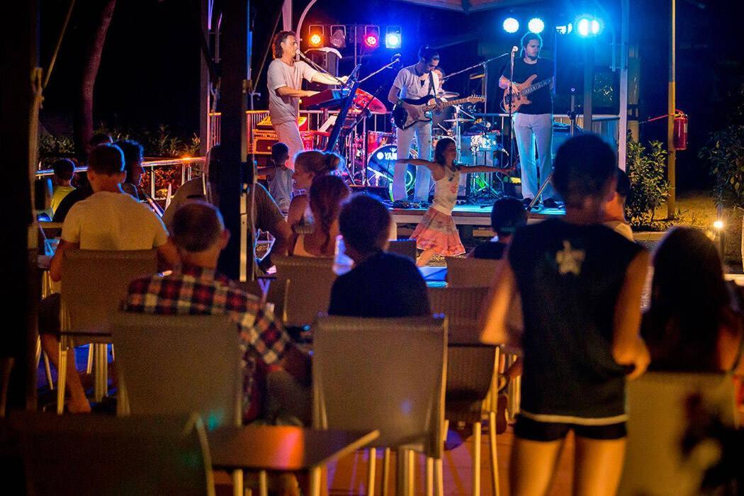 Eurocamp Tents At Campsite Val Saline Hotel Rovinj Exterior foto