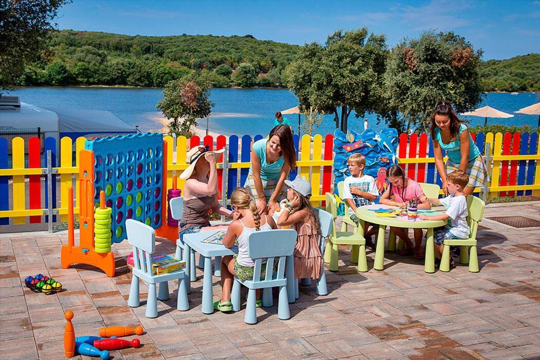 Eurocamp Tents At Campsite Val Saline Hotel Rovinj Exterior foto